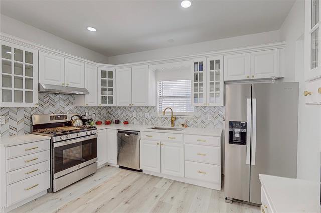 829 Lake Bluff Dr in Flower Mound, TX - Building Photo