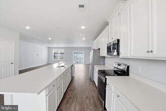 3815 Richmond Run in Upper Marlboro, MD - Building Photo - Building Photo