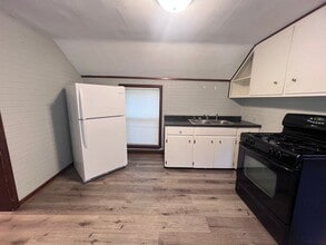 738 Fountain NE in Grand Rapids, MI - Building Photo - Building Photo