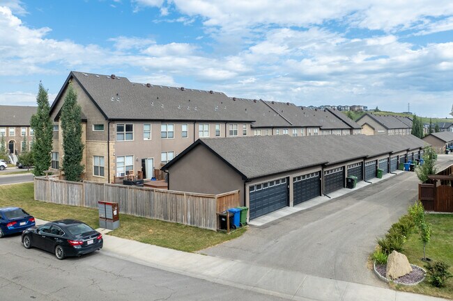 21 Sage Meadows Ter NW in Calgary, AB - Building Photo - Building Photo