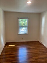 1437 Thurmond St in Winston-Salem, NC - Building Photo - Building Photo
