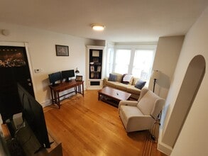 115 W 11th Ave in Conshohocken, PA - Building Photo - Building Photo