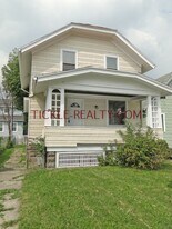 48 Henrietta St in Rochester, NY - Building Photo