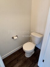 1616 W Parkview Dr in Syracuse, UT - Building Photo - Building Photo