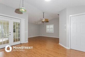 6846 SE Raintree Ave in Stuart, FL - Building Photo - Building Photo