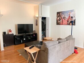 709 W Wrightwood Ave in Chicago, IL - Building Photo - Building Photo