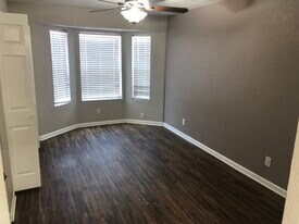 4441 Old College Rd, Unit 6206