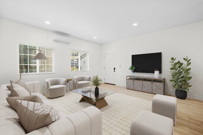 3884 Alsace Ave in Los Angeles, CA - Building Photo - Building Photo