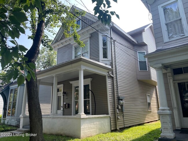 property at 1229 S Floyd St