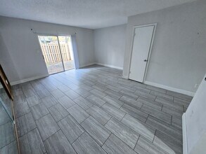 4825 Lighthouse Cir in Orlando, FL - Building Photo - Building Photo