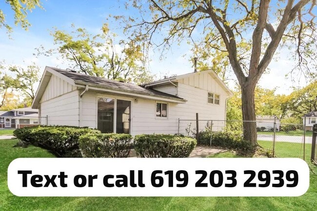 3508 Maple Ln in Hazel Crest, IL - Building Photo - Building Photo