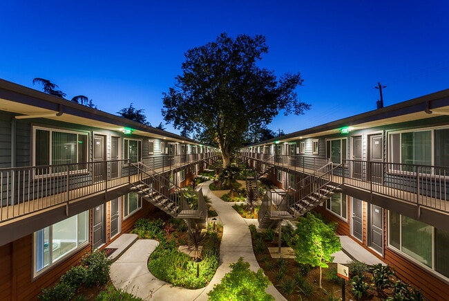 The Parc at Pruneyard in Campbell, CA - Building Photo - Building Photo