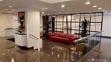 1541 Brickell Ave-Unit -A3701 in Miami, FL - Building Photo - Building Photo