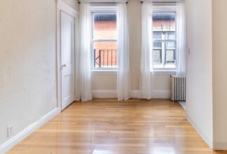5 Braemore Rd, Unit 1-15 in Boston, MA - Building Photo - Building Photo