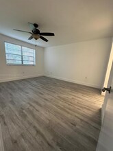 8601 NW 34th Pl-Unit -3840 in Sunrise, FL - Building Photo - Building Photo