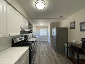 721 20th St in Paso Robles, CA - Building Photo - Building Photo