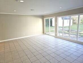 510 Baywood Dr in Seabrook, TX - Building Photo - Building Photo