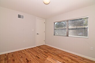 1319 Francis Ave in Orlando, FL - Building Photo - Building Photo