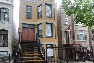 1935 N Wood St, Unit A00C in Chicago, IL - Building Photo