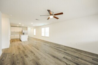 10219 Monte Carmel Pl in Converse, TX - Building Photo - Building Photo