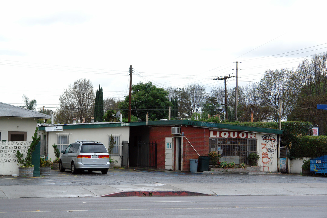 12614-12622 Lambert Rd in Whittier, CA - Building Photo