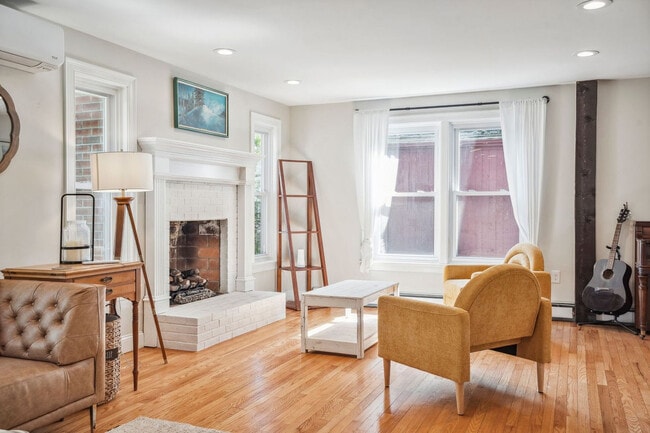 550 Long John Rd in Rye, NH - Building Photo - Building Photo