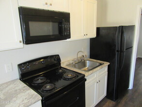 1400 Gulf Ave in Panama City, FL - Building Photo - Building Photo