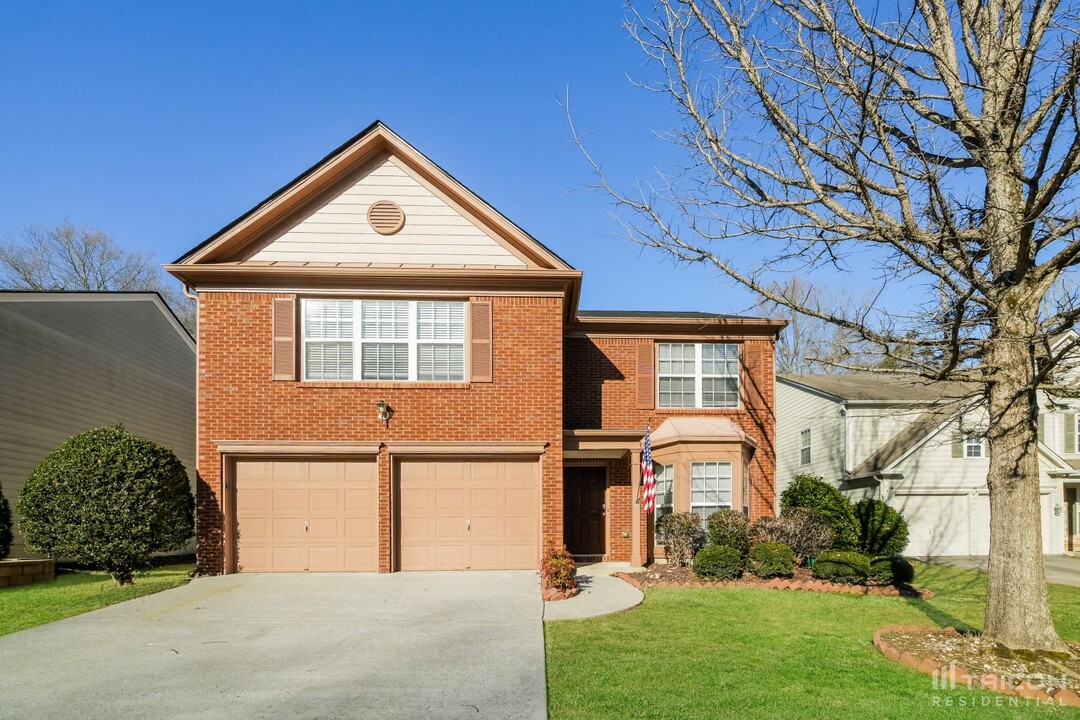 411 Yarrow Way in Woodstock, GA - Building Photo