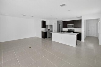 6784 SW 90th Lp in Ocala, FL - Building Photo - Building Photo
