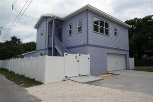 1025 7th St S in St. Petersburg, FL - Building Photo