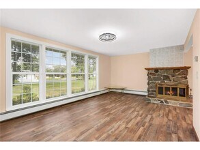 1334 Hillcrest Dr NE in Fridley, MN - Building Photo - Building Photo