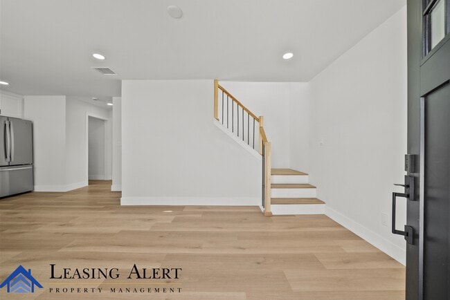 16448 Lassen St in Los Angeles, CA - Building Photo - Building Photo