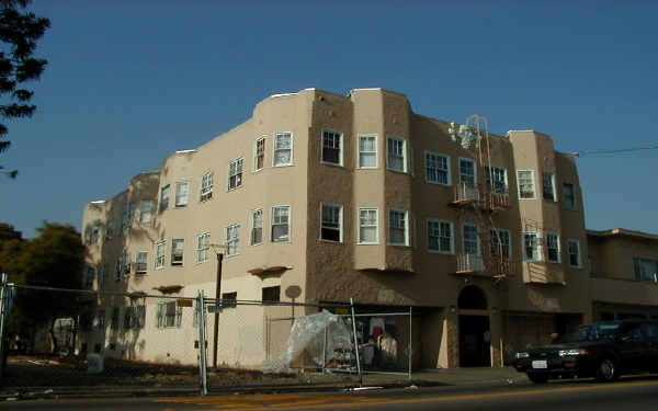 1651 Fruitvale Ave in Oakland, CA - Building Photo - Building Photo