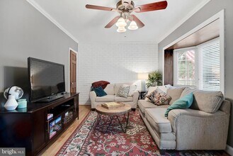 1813 Leslie Ave in Alexandria, VA - Building Photo - Building Photo