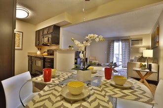 ReNew Pinehurst in Denver, CO - Building Photo - Interior Photo