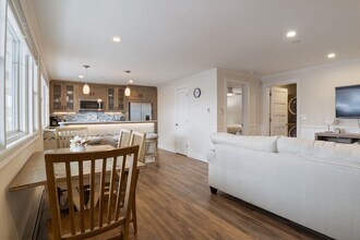 3 King St, Unit #8 in Scarborough, ME - Foto de edificio - Building Photo