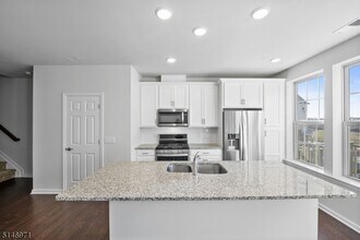 67 Robeson St in Somerville, NJ - Building Photo - Building Photo