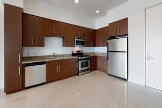 210 Third Lofts in Long Beach, CA - Foto de edificio - Interior Photo