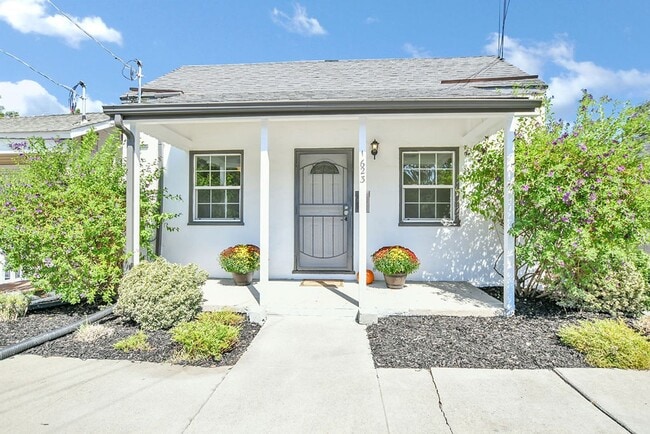 property at 1623 Berrellesa St