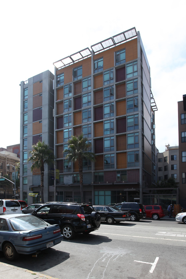 Plaza Apartments in San Francisco, CA - Building Photo - Building Photo