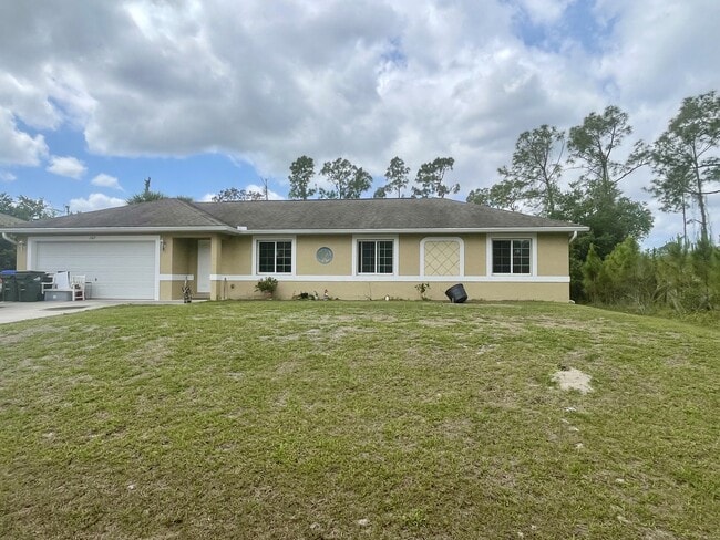 1167 Urmey Ln in North Port, FL - Building Photo - Building Photo