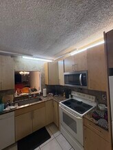 2925 SW 22nd Ave, Unit #202 in Delray Beach, FL - Foto de edificio - Building Photo