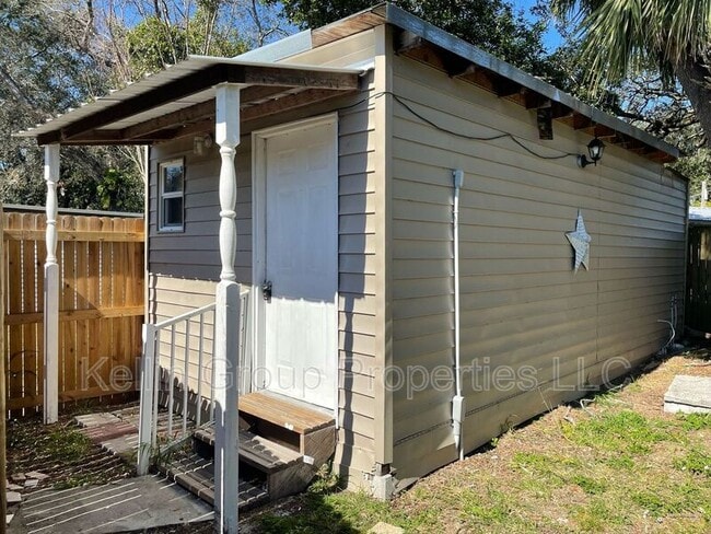 property at 5701 Middlesex Dr