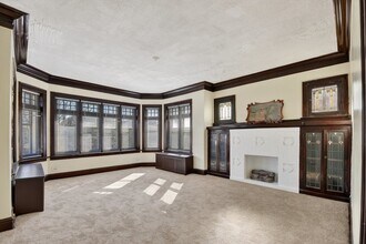 8018 S Sangamon St in Chicago, IL - Building Photo - Building Photo