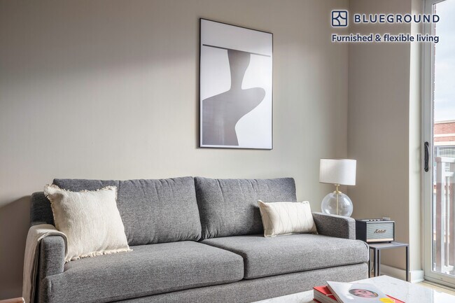 360 H St NW in Washington, DC - Building Photo - Building Photo