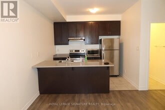 45-45 Heron Park Pl in Toronto, ON - Building Photo - Building Photo