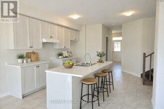 275 Vanilla Trl in Thorold, ON - Building Photo - Building Photo