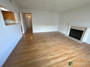 1004 Crestwood Dr in South San Francisco, CA - Building Photo - Building Photo