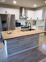 845 NE 109th Ct in Vancouver, WA - Building Photo - Building Photo