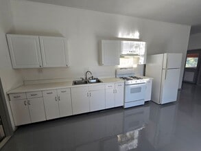 8920 W 30 Rd in Harrietta, MI - Foto de edificio - Building Photo